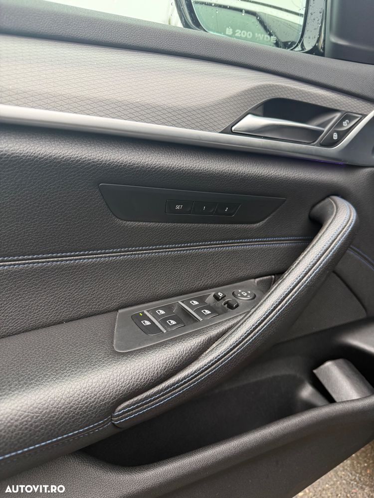 BMW Seria 5 530i xDrive AT - 21
