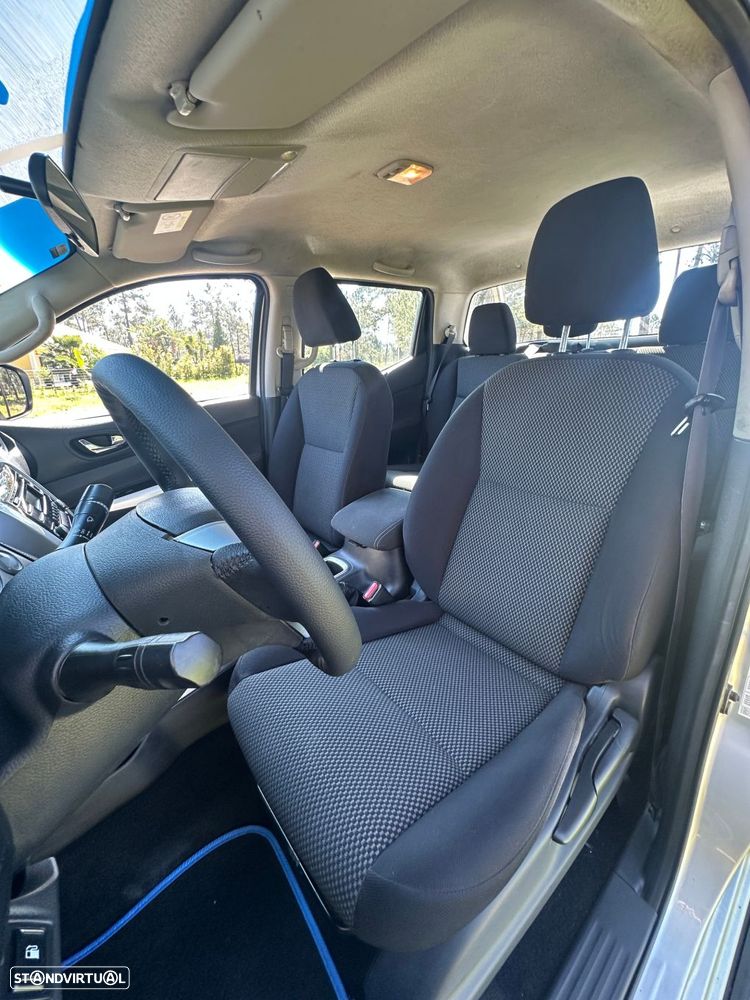 Nissan Navara 2.3 dCi CD 4WD Acenta - 10
