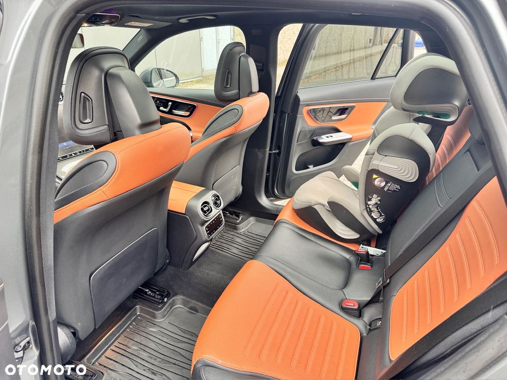 Mercedes-Benz GLC 200 mHEV 4-Matic AMG Line - 12