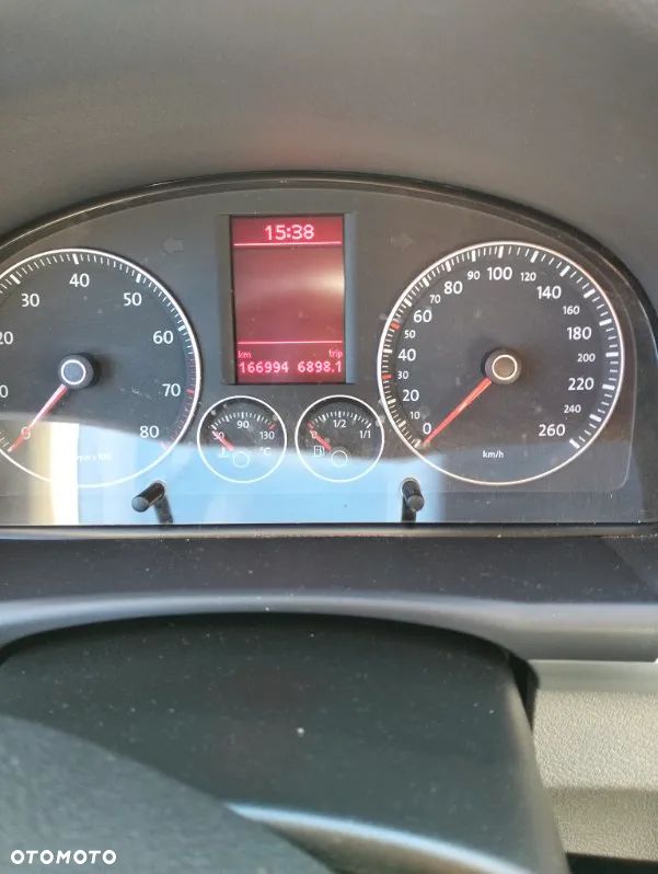 Volkswagen Touran 1.4 TSI Conceptline - 12