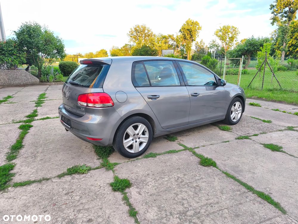 Volkswagen Golf 2.0 TDI DPF Comfortline - 3
