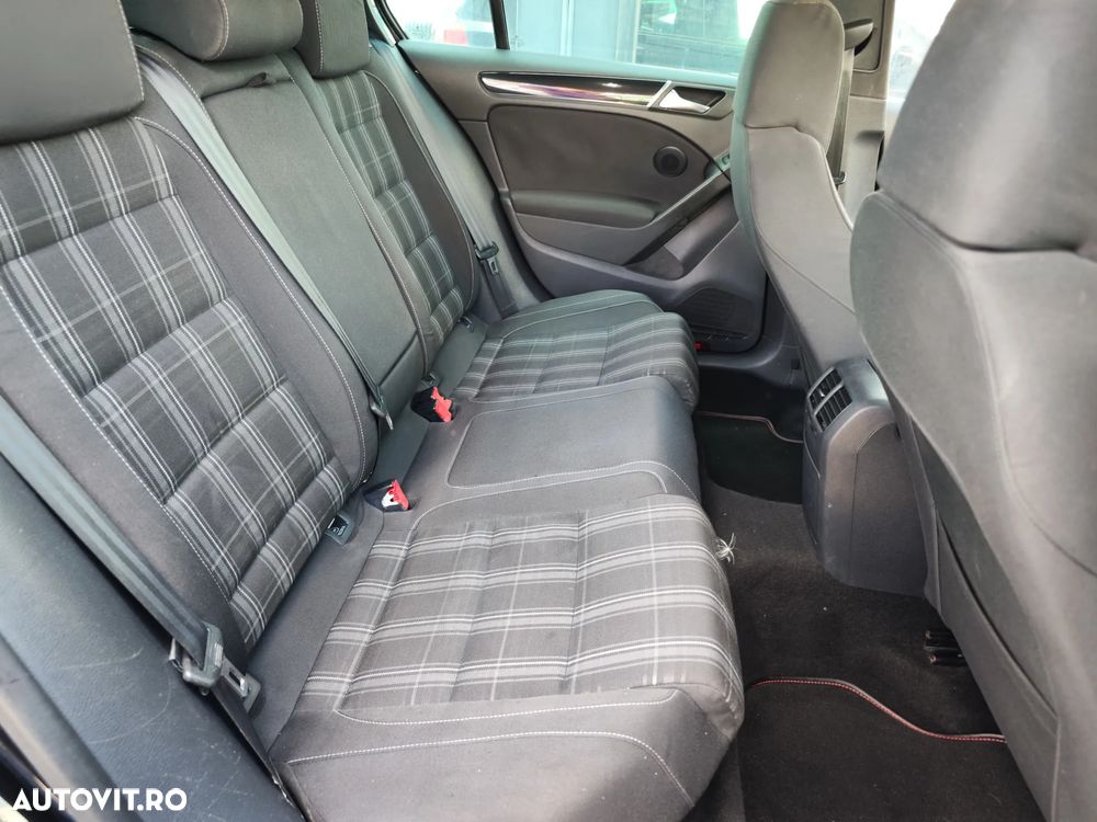 Volkswagen Golf 2.0 TDI DPF DSG GTD - 15