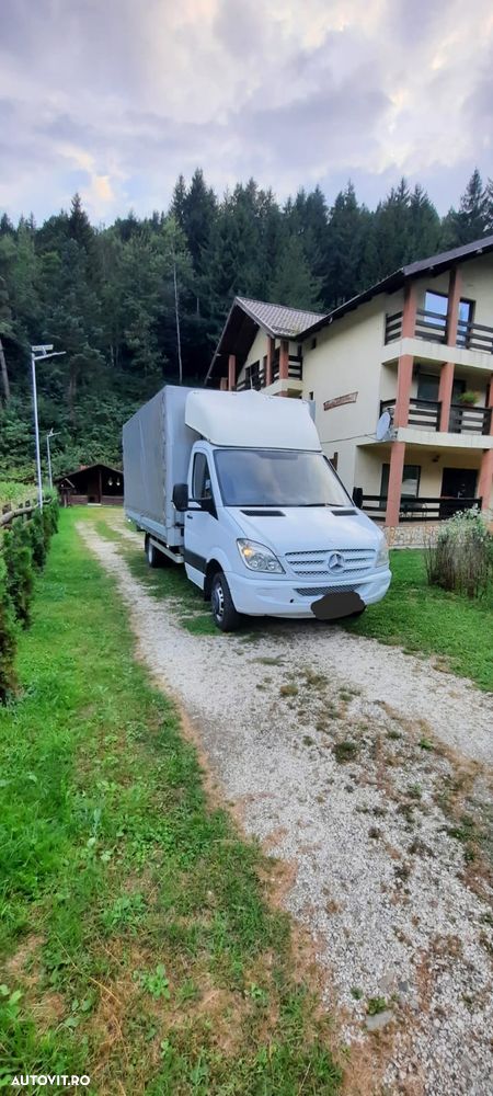 Mercedes-Benz Sprinter - 11