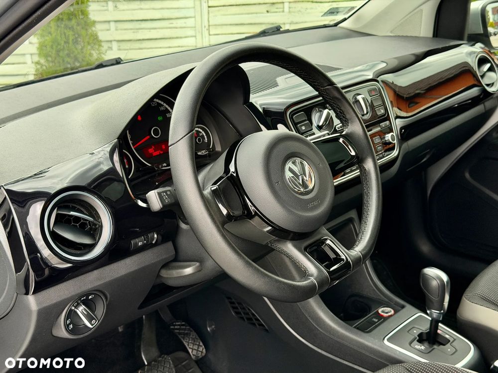 Volkswagen up! 1.0 move - 10