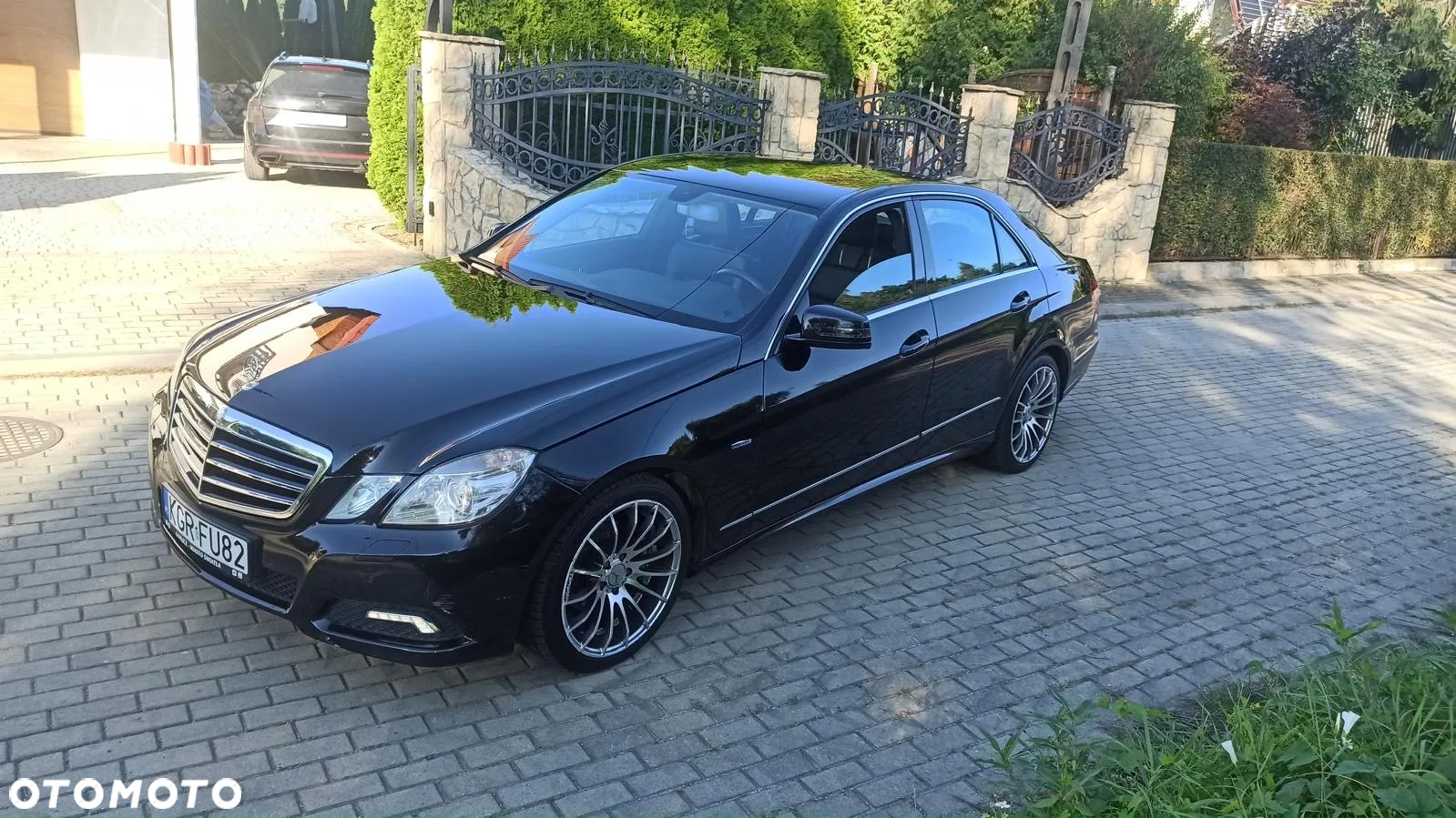 Mercedes-Benz Klasa E 220 T CDI 7G-TRONIC Avantgarde - 2