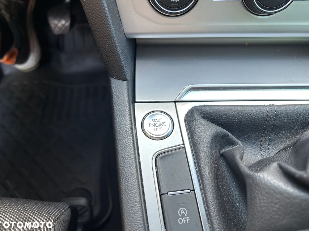 Volkswagen Passat Variant 2.0 TDI SCR Comfortline - 23