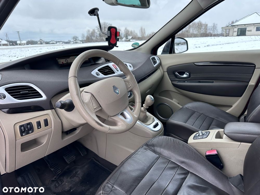 Renault Scenic TCe 130 Dynamique - 11