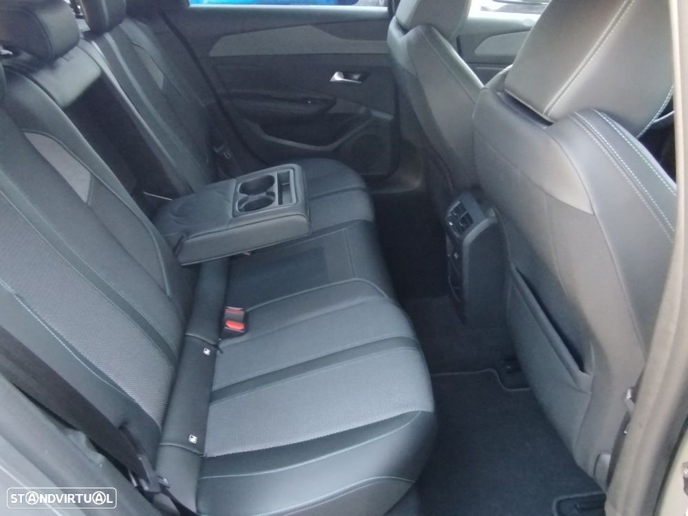 Peugeot 308 SW 1.2 PureTech Allure EAT8 - 27