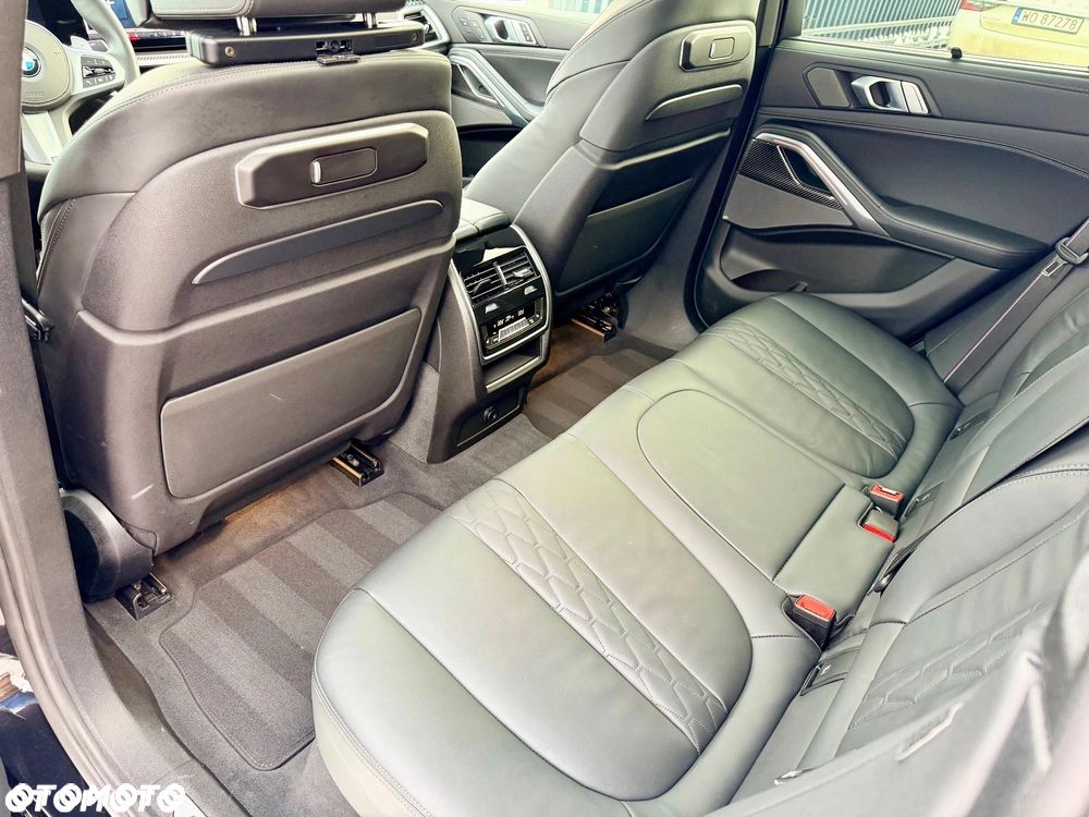 BMW X6 xDrive40d - 33