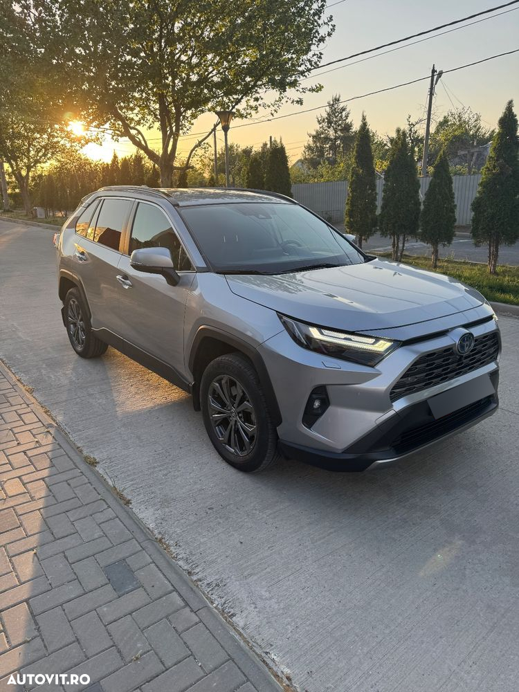 Toyota RAV4 2.5 Hybrid VVT-iE 4x4 Luxury - 2