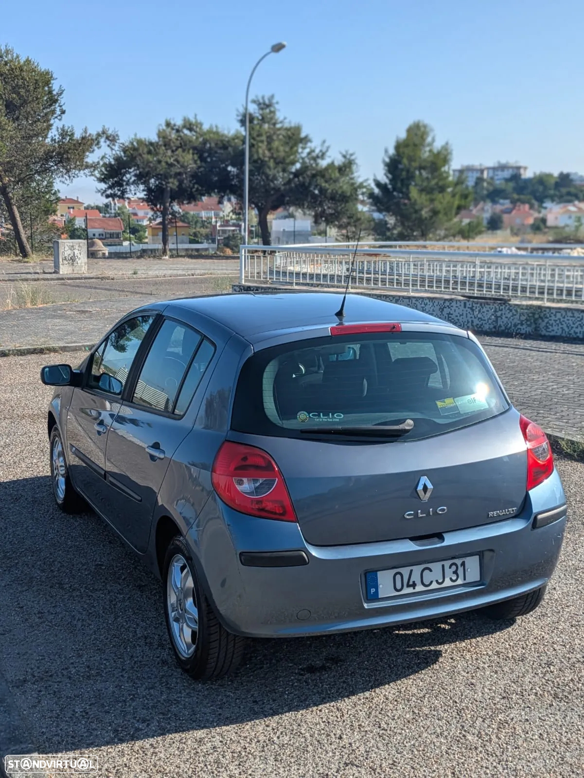 Renault Clio 1.2 16V Confort - 3