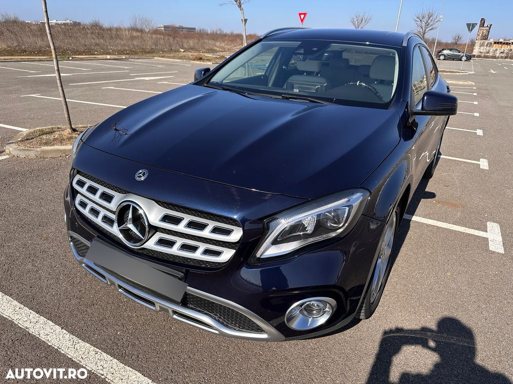 Mercedes-Benz GLA 200 d Aut. - 6