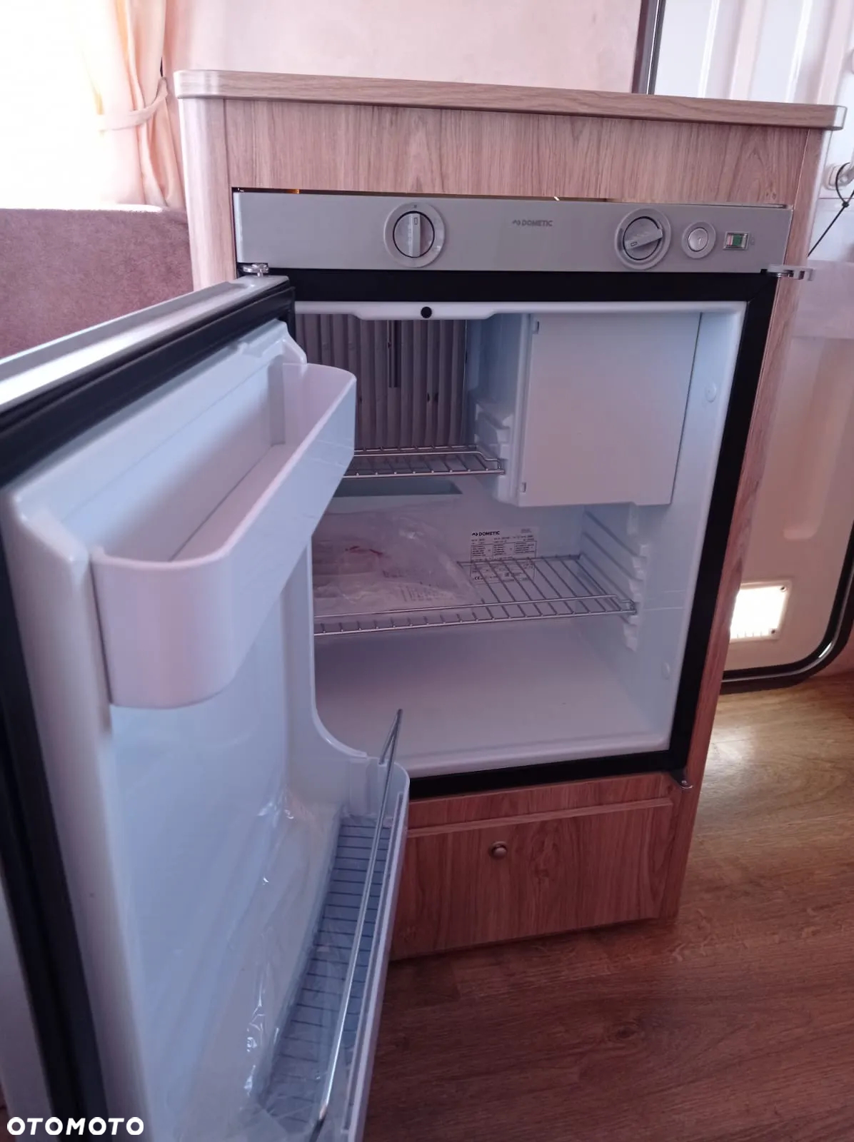 Niewiadów DOSTAWA! PROMOCJA! Przyczepa kempingowa N126NT z termą elektryczną i wyposażeniem dodatkowym. DOSTĘPNA OD RĘKI! DMC 750kg, kat. B - 30
