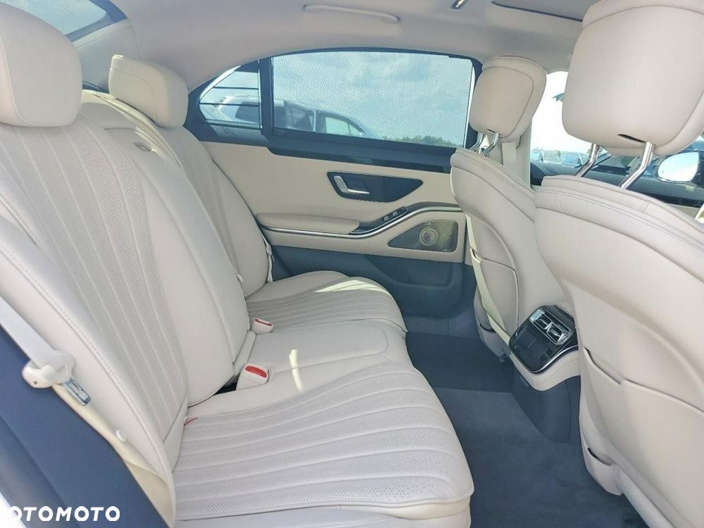 Mercedes-Benz Klasa S 500 4Matic 9G-TRONIC - 10
