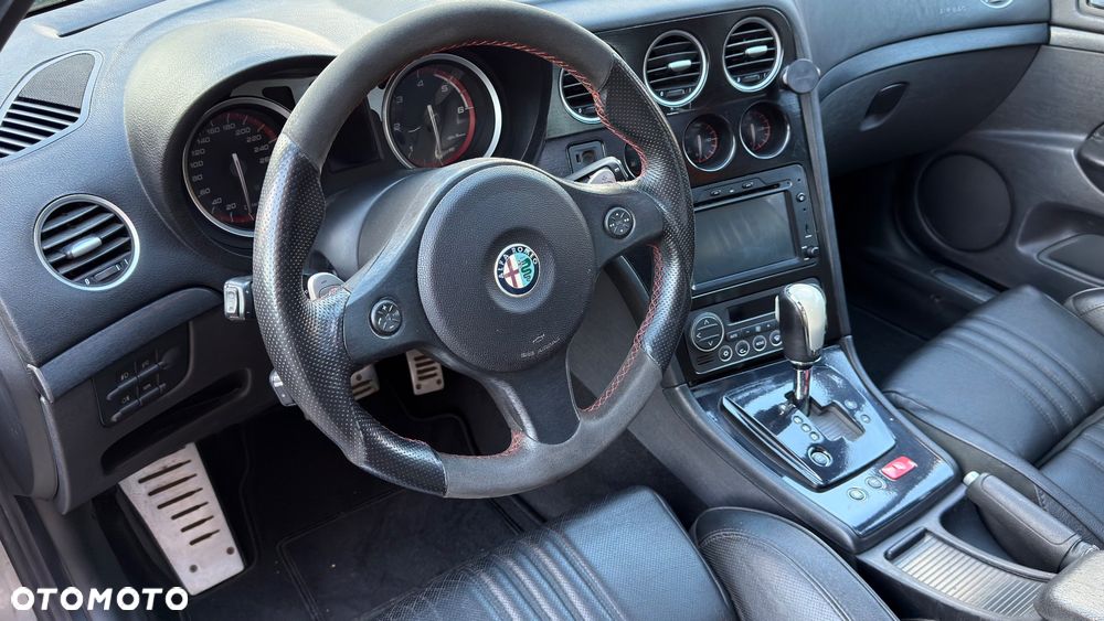 Alfa Romeo 159 2.4 JTDM 20V DPF Q-Tronic ti - 24