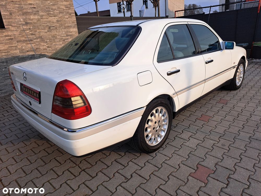 Mercedes-Benz Klasa C - 9