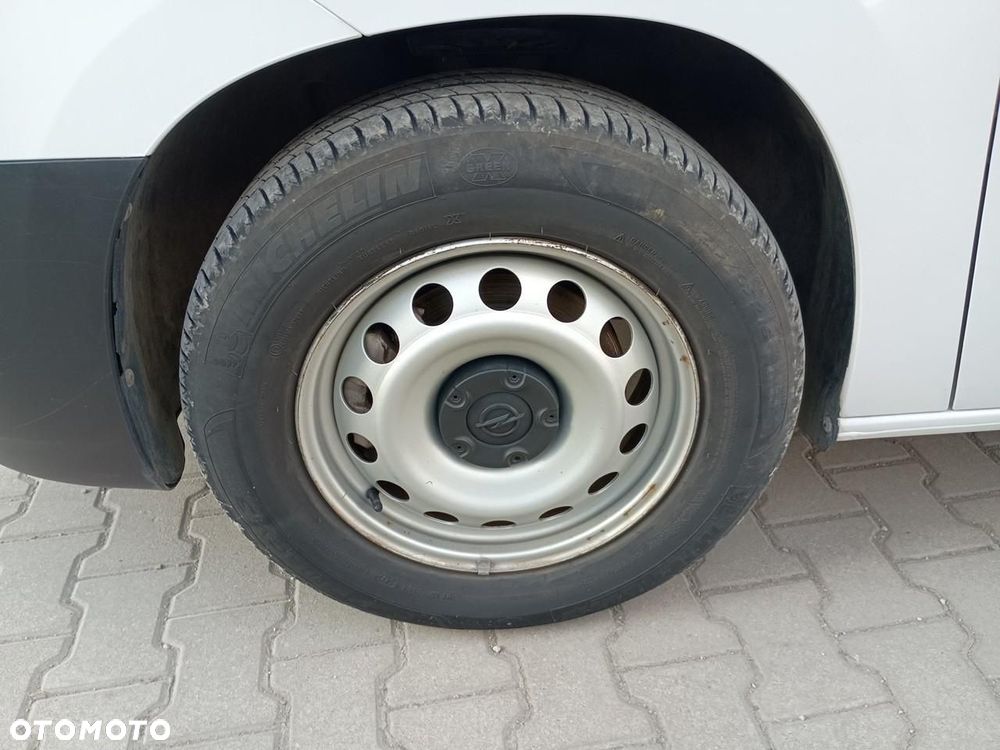 Opel Combo Cargo - 11