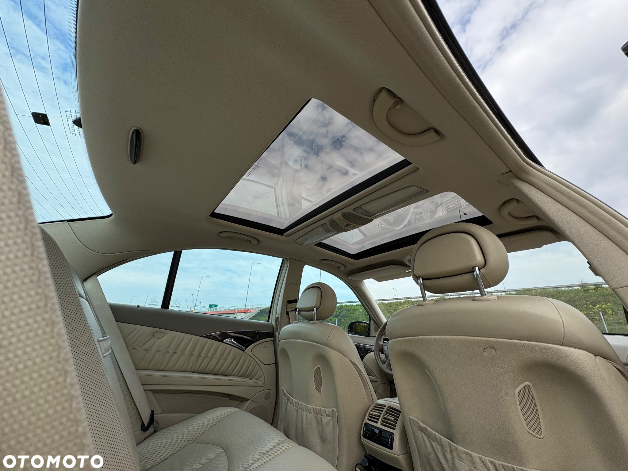 Mercedes-Benz Klasa E 500 Avantgarde - 31