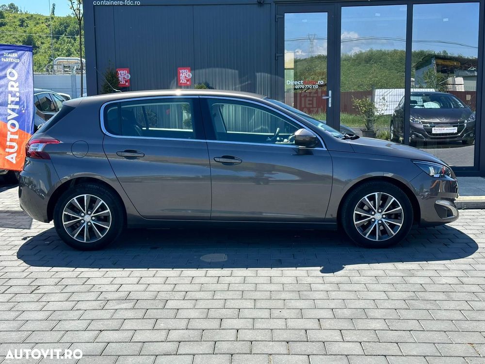 Peugeot 308 - 6