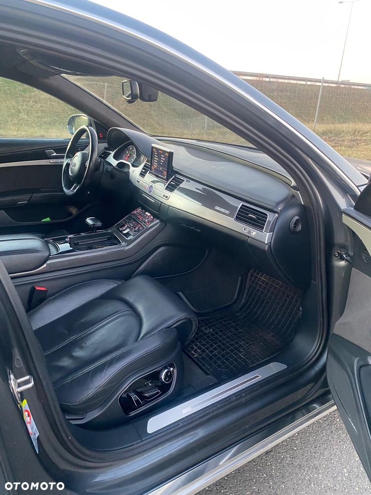 Audi A8 4.2 TDI Quattro - 12