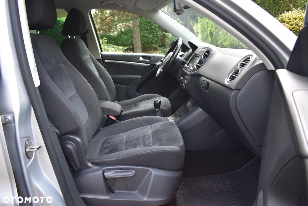 Volkswagen Tiguan 2.0 TDI SCR BlueMotion Technology Exclusive - 27