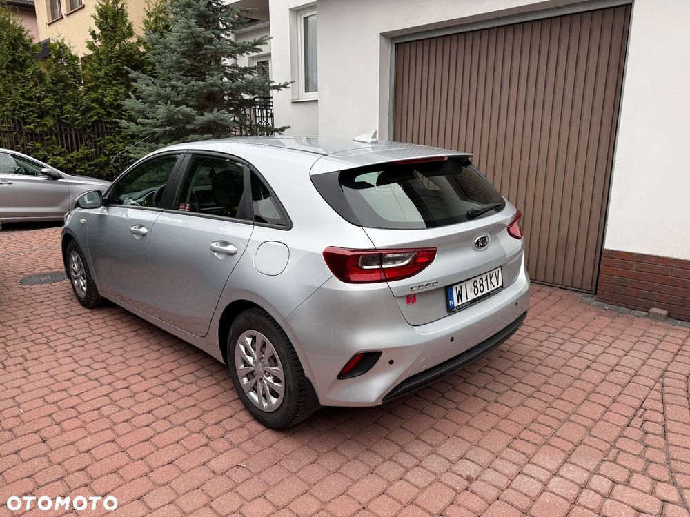 Kia Ceed - 4