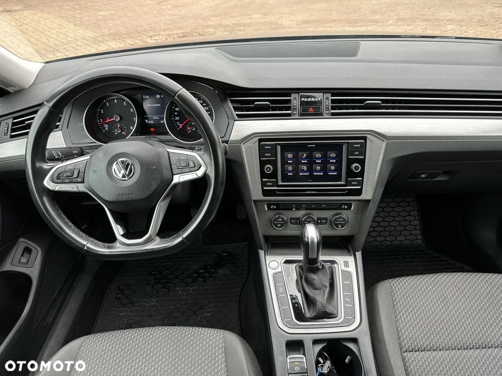 Volkswagen Passat 1.5 TSI EVO Essence DSG - 13