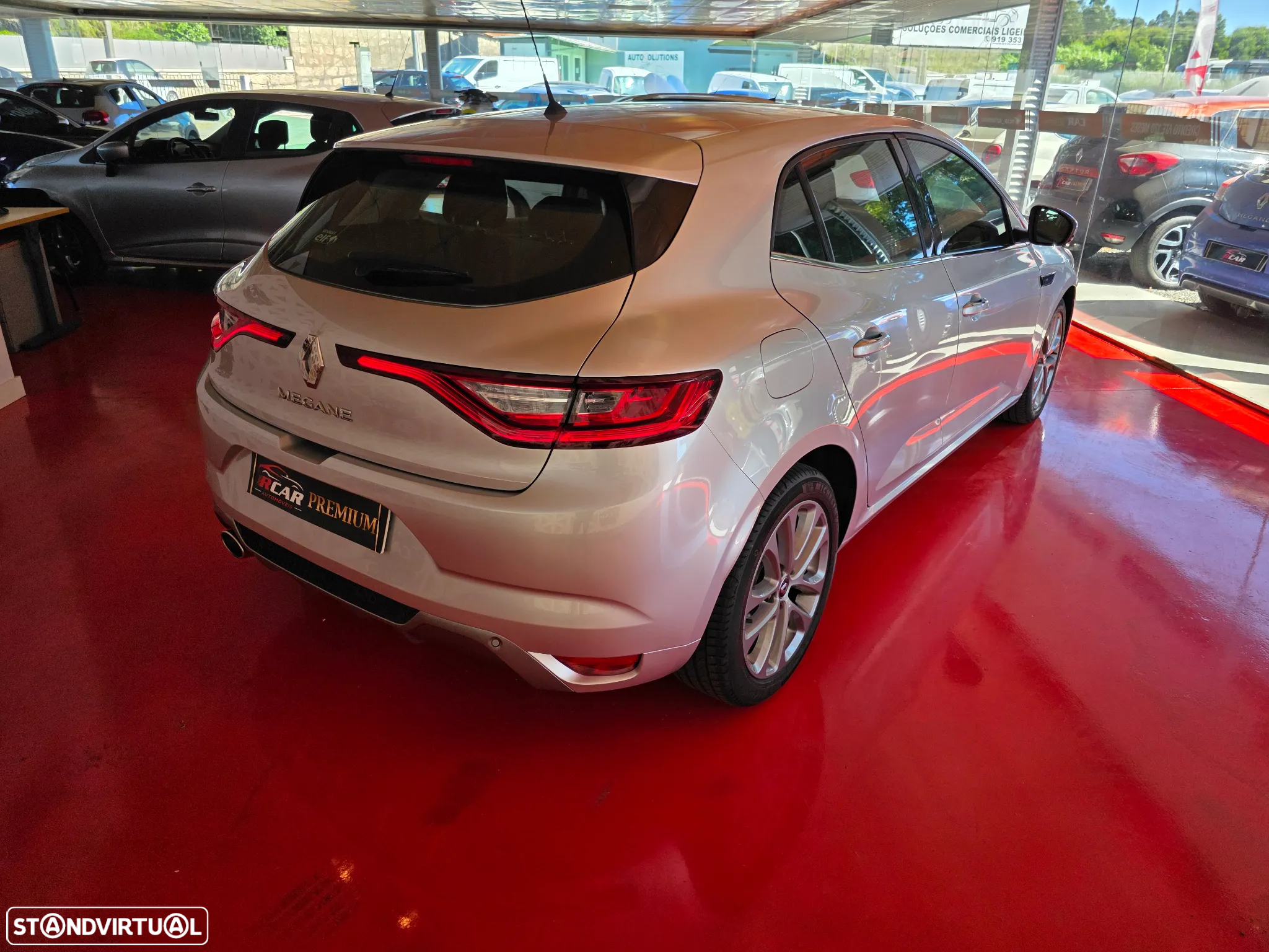 Renault Mégane 1.5 Blue dCi GT Line EDC - 6