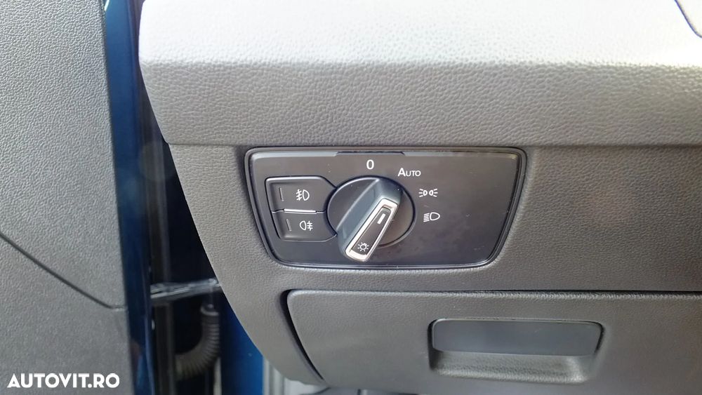 Volkswagen Passat Variant 2.0 TDI SCR DSG BlueMotion Comfortline - 29