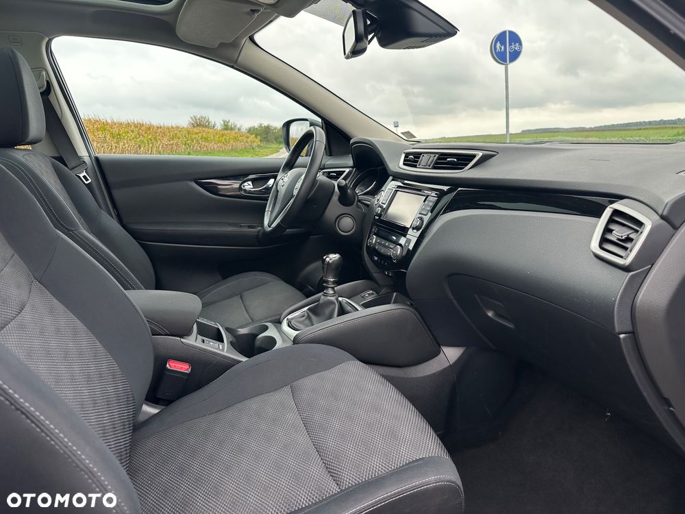 Nissan Qashqai 1.6 DIG-T Tekna - 8