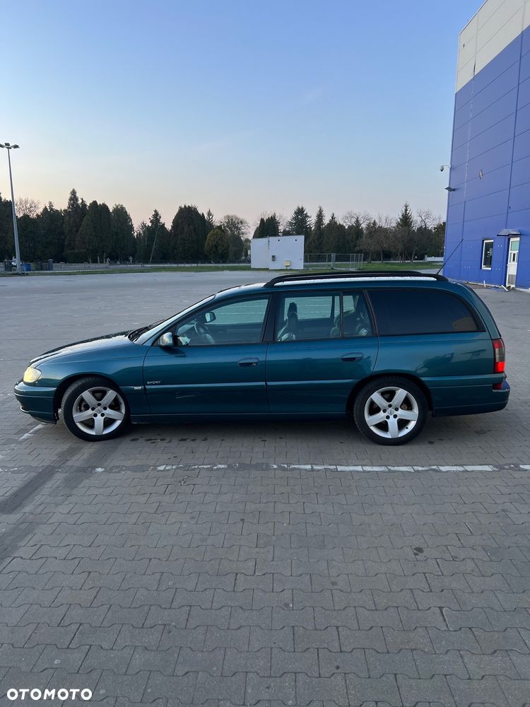 Opel Omega 3.2 Sport - 3