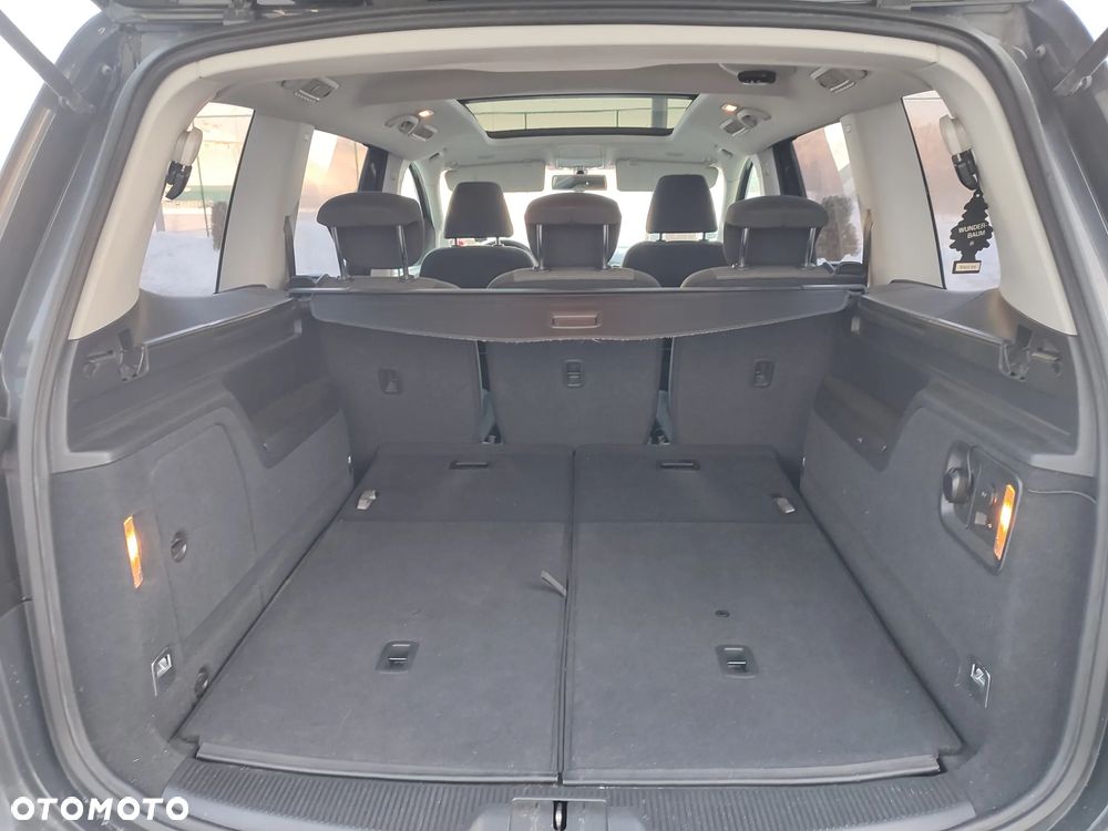 Volkswagen Sharan 2.0 TDI DPF BlueMotion Comfortline - 11