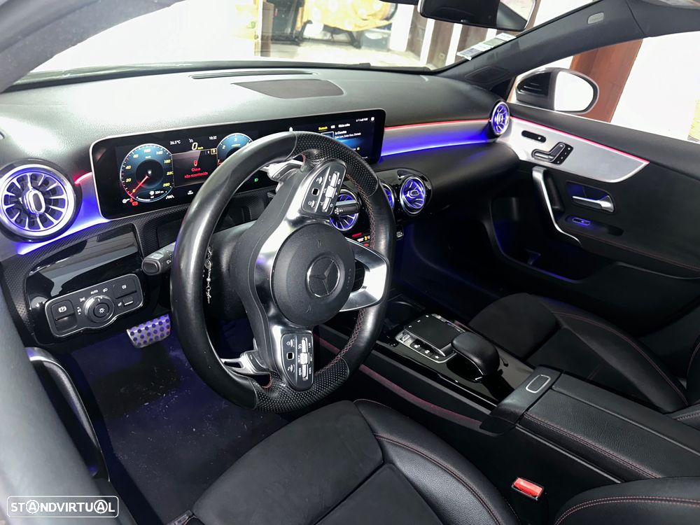 Mercedes-Benz A 180 d 7G-DCT AMG Line - 3