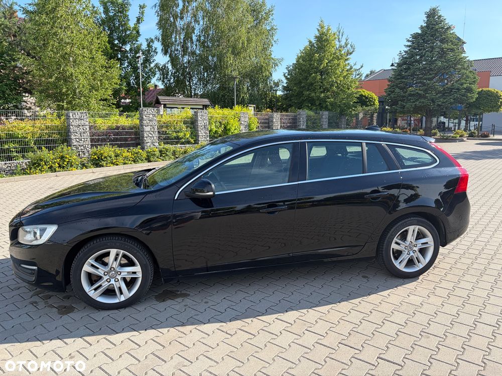 Volvo V60 D4 Momentum - 2