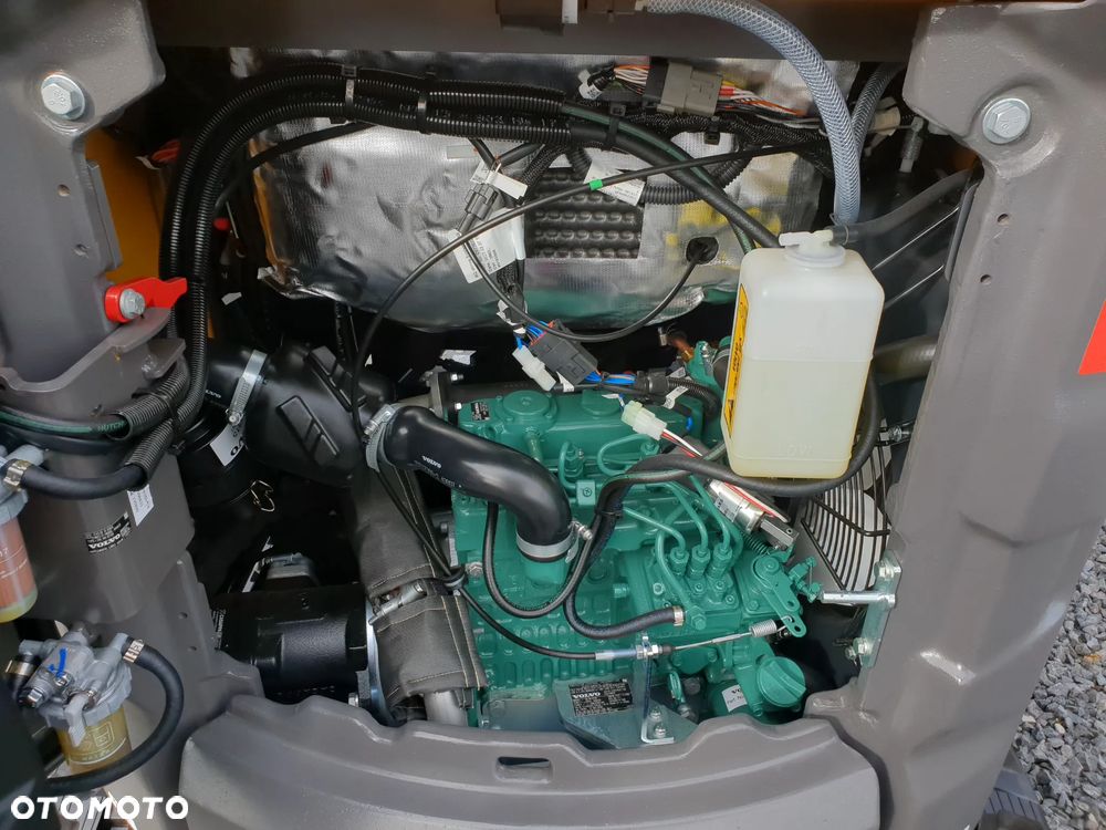 Volvo EC18E, DŁUGIE RAMIĘ, DODATKOWA PRZECIWWAGA, ROZSUWANE GĄSIENICE, 3 ŁYŻKI + SZYBKOZŁĄCZE VOLVO, NOWA DOSTĘPNA OD RĘKI, GWARANCJA Volvo Polska - 38
