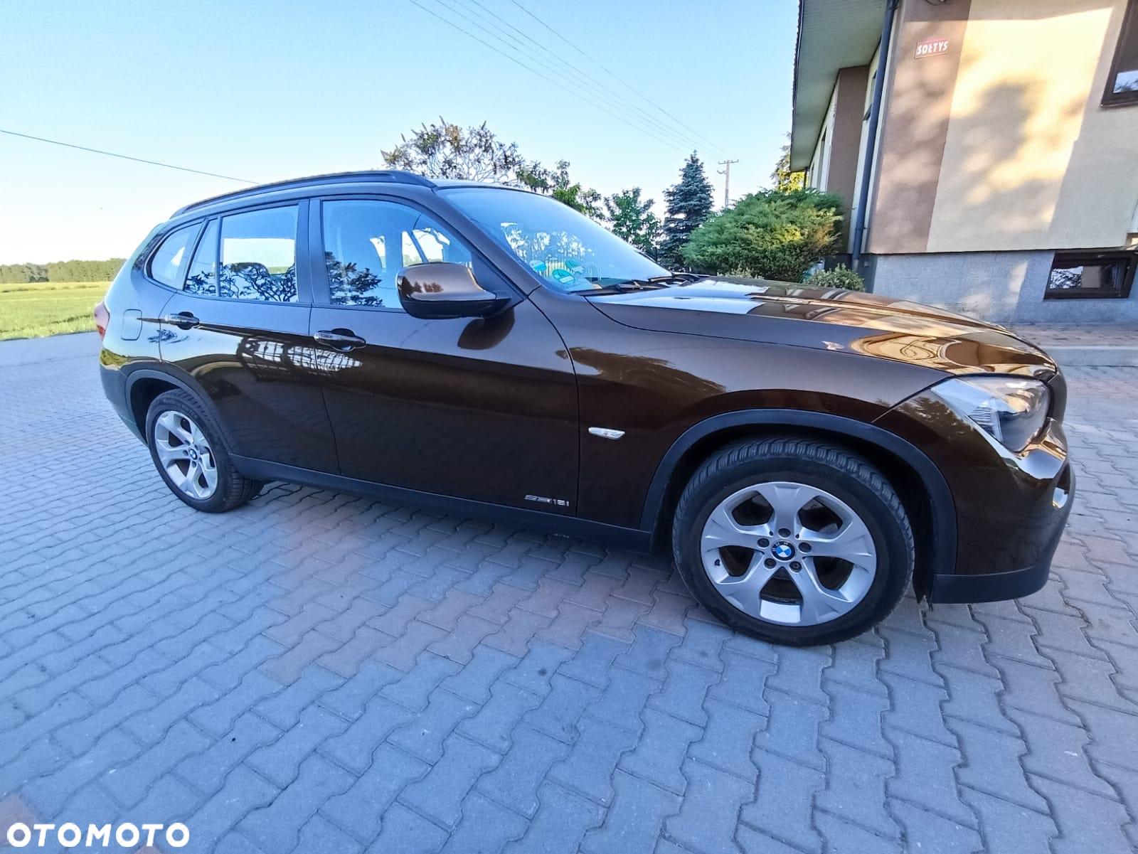 BMW X1 sDrive18i - 11