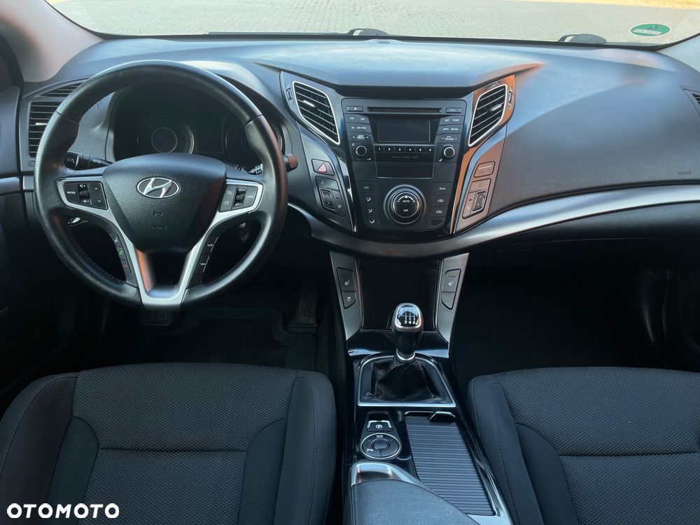 Hyundai i40 1.7 CRDi Comfort + - 12