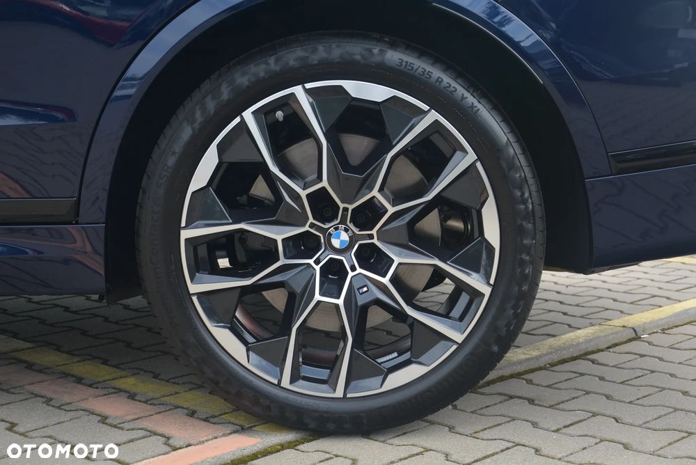 BMW X7 - 29