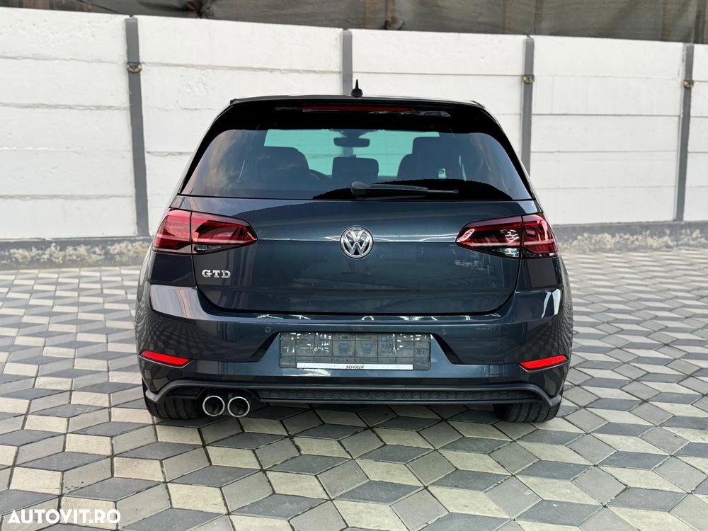 Volkswagen Golf 2.0 TDI DPF BMT GTD - 6