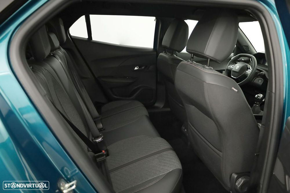 Peugeot 2008 1.2 Allure - 22