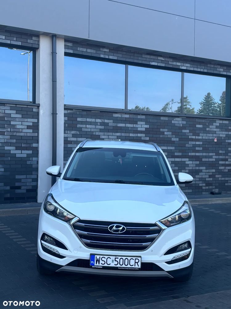 Hyundai Tucson - 2