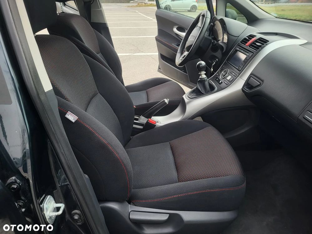 Toyota Auris 2.0 D-4D Prestige - 16
