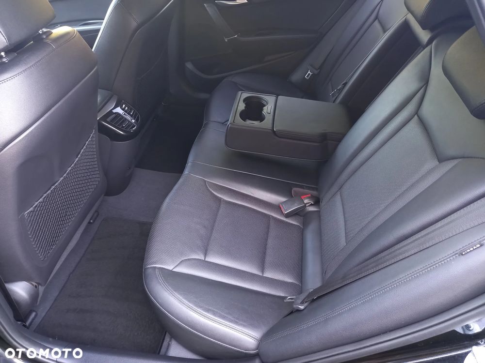 Hyundai i40 Kombi 1.7 CRDi Premium - 17