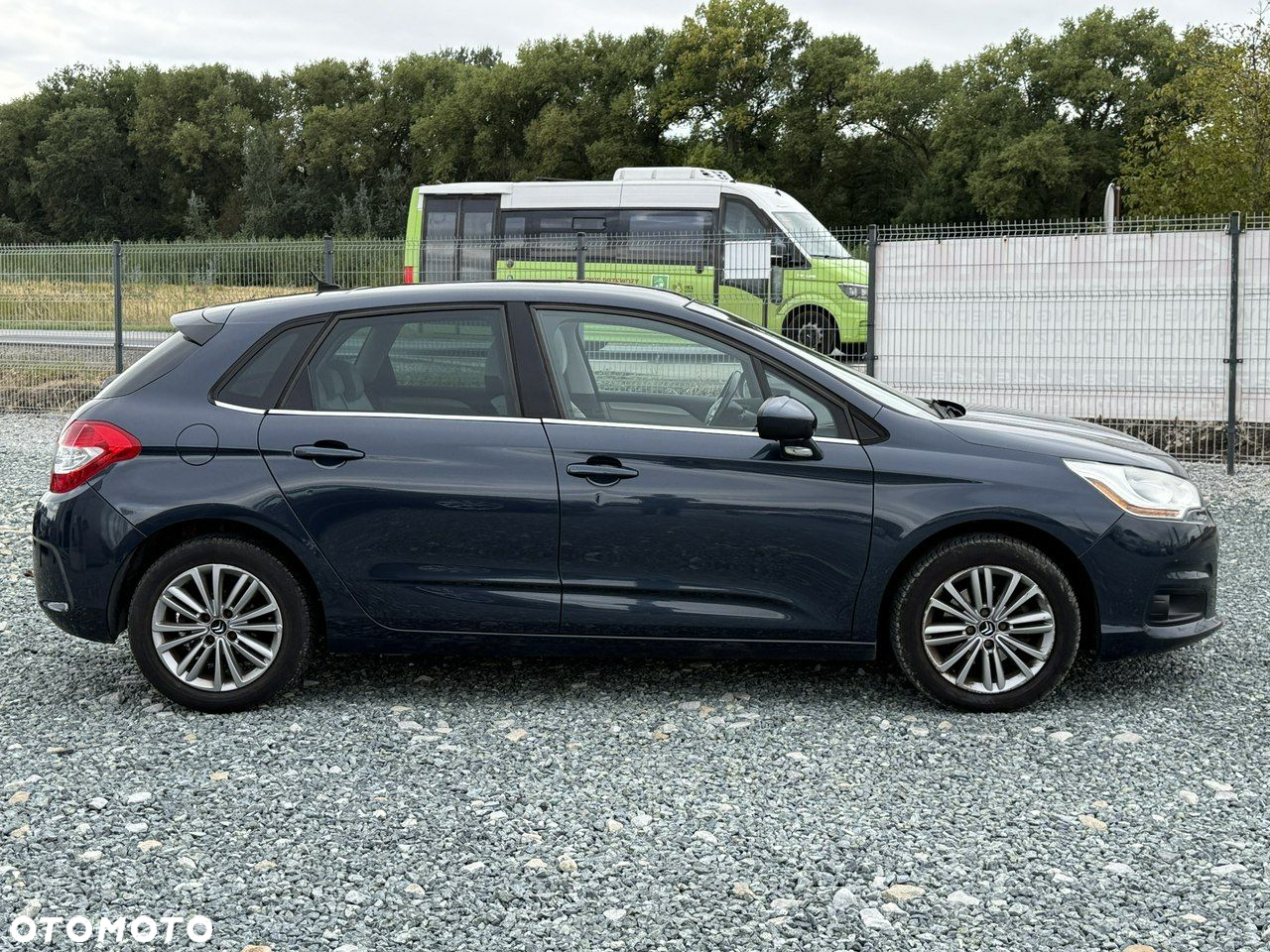 Citroën C4 e-HDi 110 Exclusive - 10