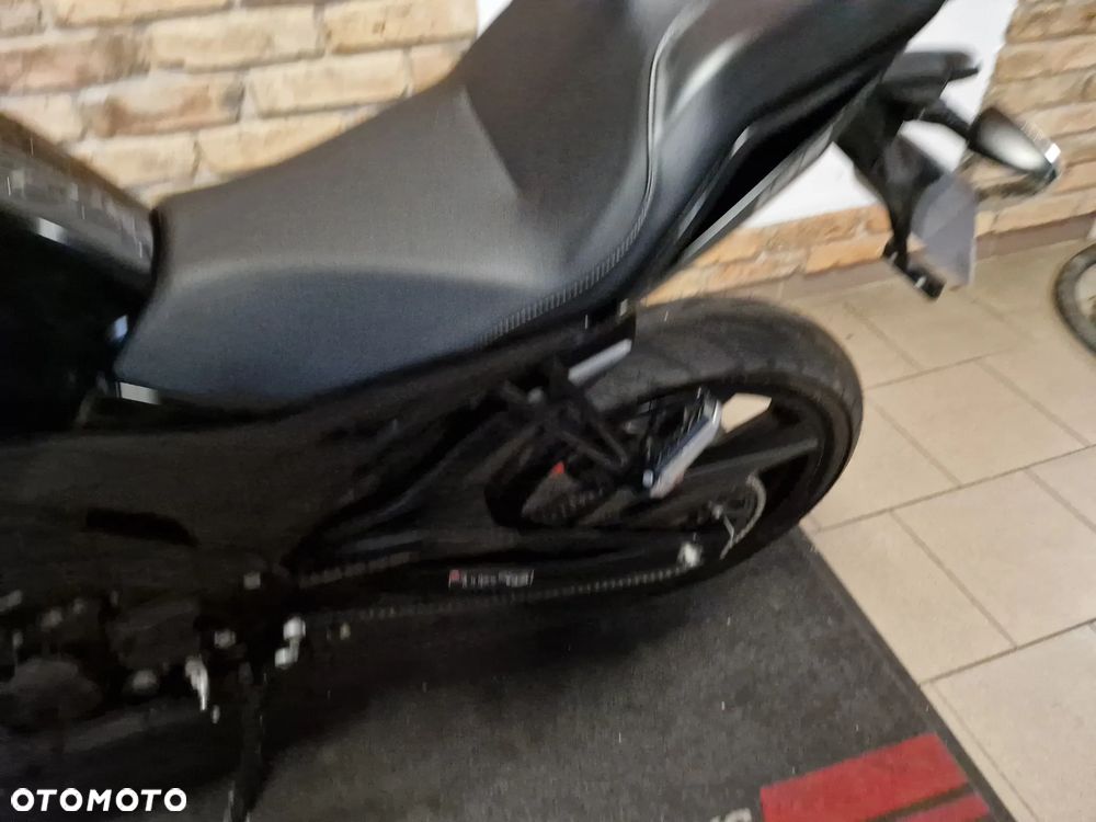 Aprilia Tuono - 13