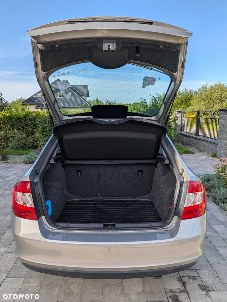 Skoda RAPID 1.2 TSI Ambition - 9
