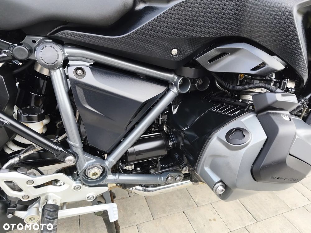 BMW RS - 27