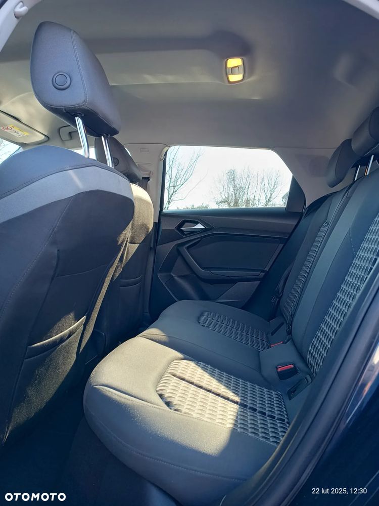 Audi A1 ver-30-tfsi-sportback-s-line - 8