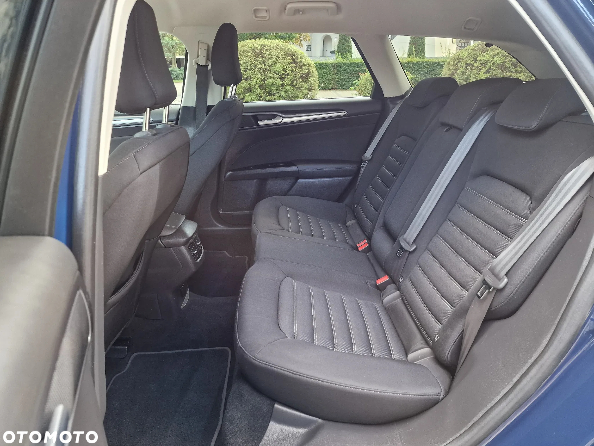 Ford Mondeo 2.0 TDCi Trend PowerShift - 12