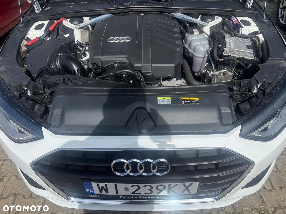 Audi A4 Limousine - 5